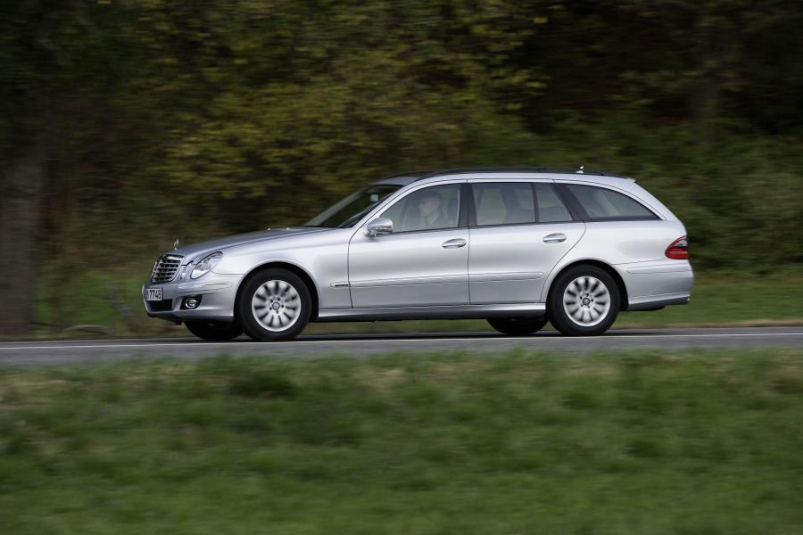  Mercedes-Benz E-Class Estate 2007 года  (фото 6 из 43)